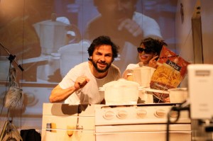 Marcos Damigo com Maria Ribeiro em Deus é um DJ