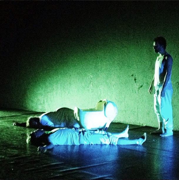 perfeitos, perversos, educados